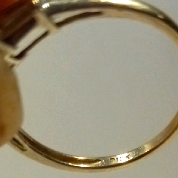 10 Kt Real Gold Ruby Ring - Picture 4 of 4